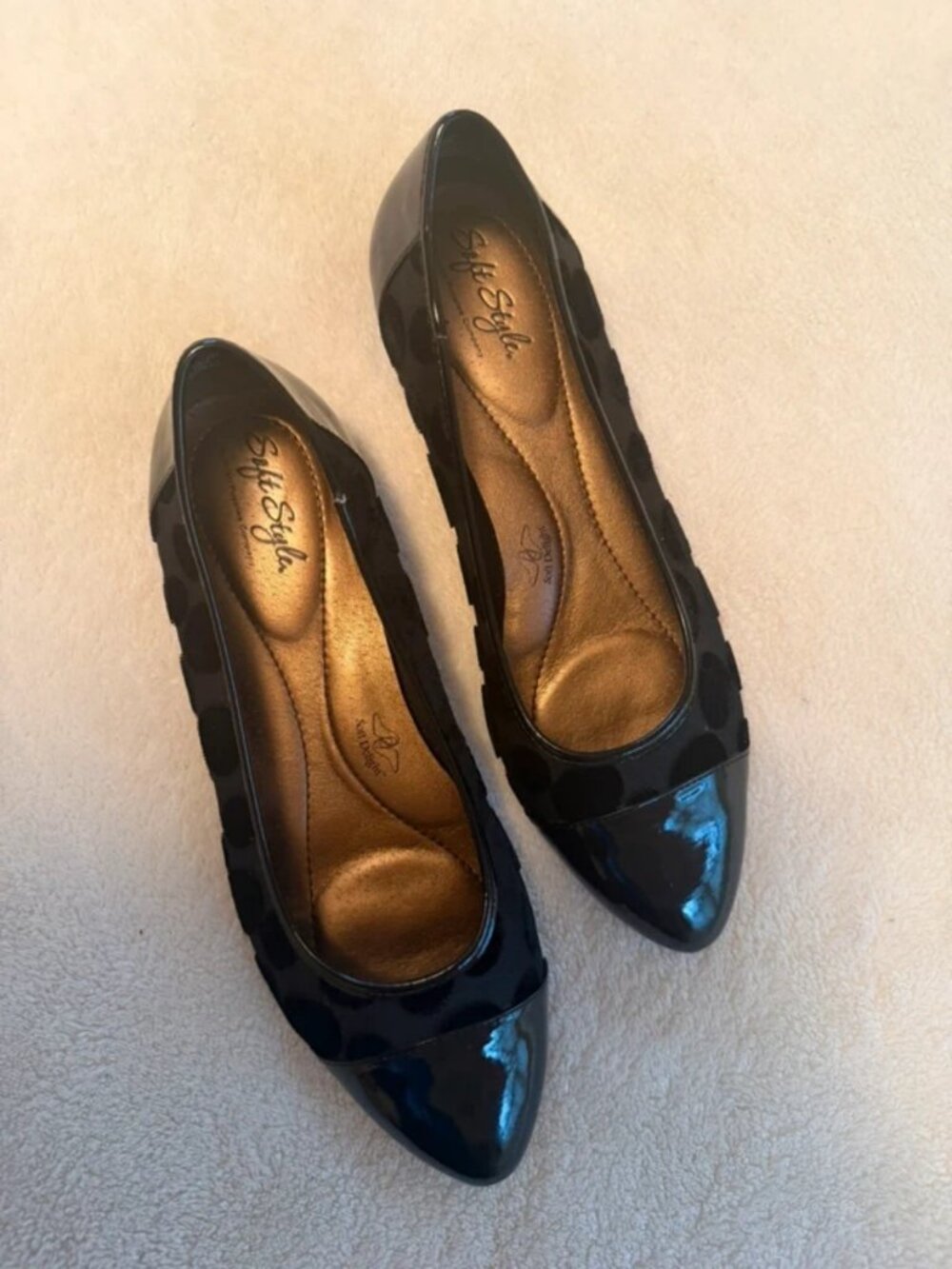 Woman’s slide on dress shoe